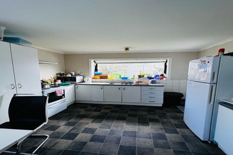 Photo of property in 9 Coles Place, Manurewa, Auckland, 2102