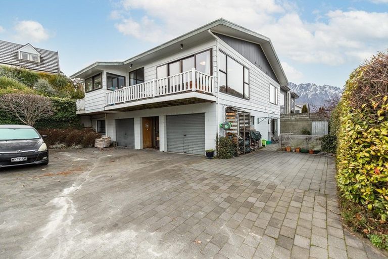 Photo of property in 28a Lake Avenue, Frankton, Queenstown, 9300