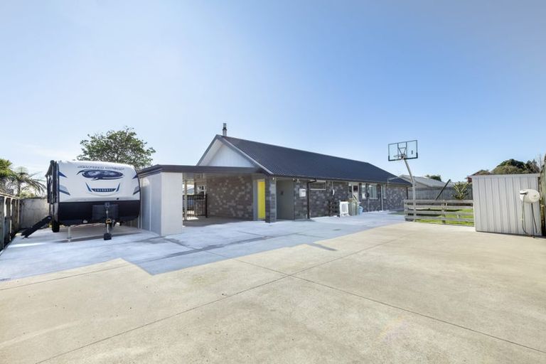 Photo of property in 533a Manutahi Road, Lepperton, New Plymouth, 4373