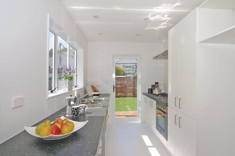 Photo of property in 23 Arcus Way, Hataitai, Wellington, 6021