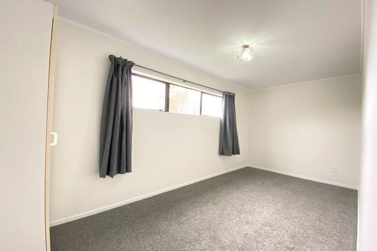 Photo of property in 10 Flamingo Court, Goodwood Heights, Auckland, 2105