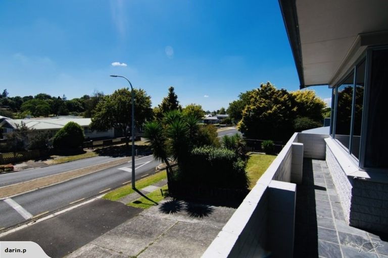 Photo of property in 77 Aberdeen Drive, Dinsdale, Hamilton, 3204