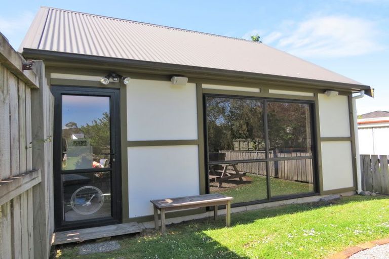 Photo of property in 96b Kent Street, Carterton, 5713