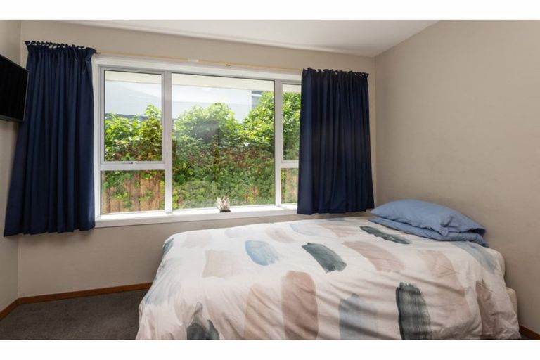 Photo of property in 52 Farrington Avenue, Bishopdale, Christchurch, 8053