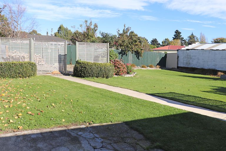 Photo of property in 26 Oban Street, Holmes Hill, Oamaru, 9401