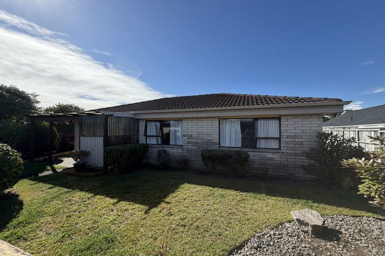 Photo of property in 4 Eversham Road, Mount Maunganui, 3116