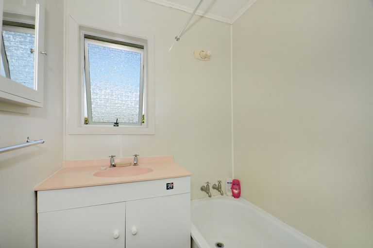 Photo of property in 14 Earls Terrace, Mount Victoria, Wellington, 6011