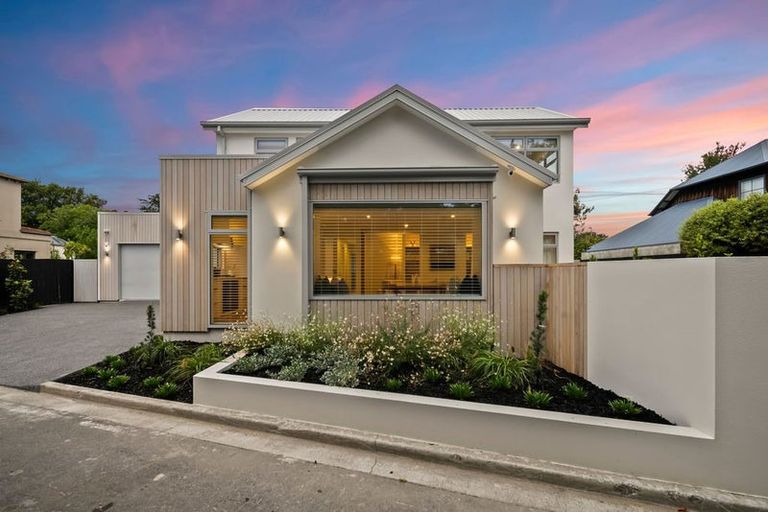 Photo of property in 20a Gordon Avenue, St Albans, Christchurch, 8014