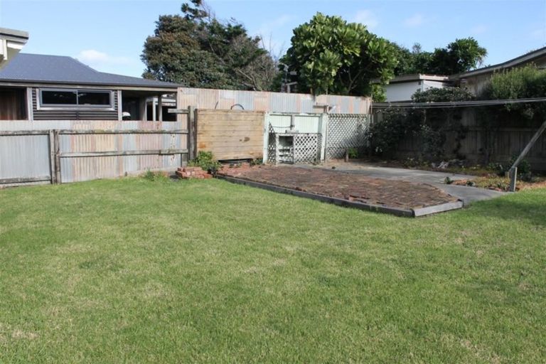 Photo of property in 79 Moana Street, Otaki Beach, Otaki, 5512
