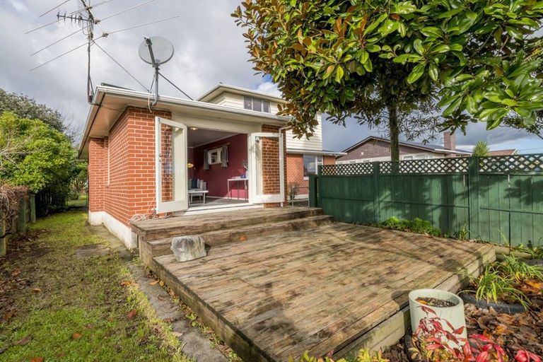 Photo of property in 3 Armagh Street, Levin, 5510