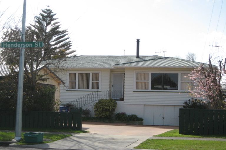 Photo of property in 16 Henderson Street, Whakatane, 3120