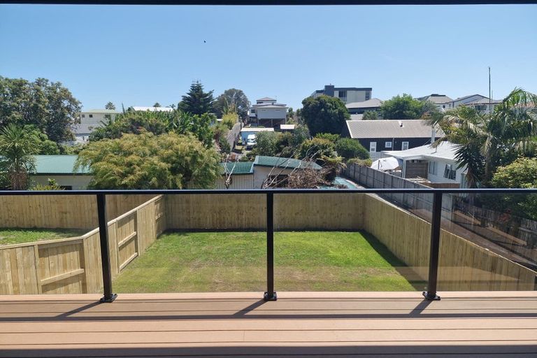 Photo of property in 1335e Papamoa Beach Road, Papamoa Beach, 3118