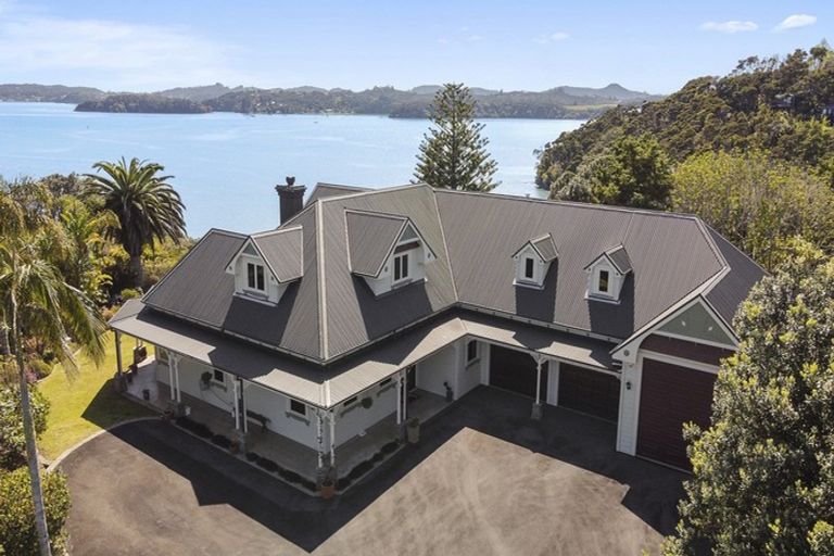 Photo of property in 2 Paihia Road, Paihia, 0200