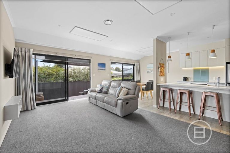 Photo of property in 287a Pine Avenue, South New Brighton, Christchurch, 8062