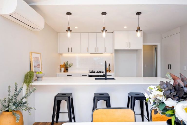 Photo of property in 12 George Yee Place, Taradale, Napier, 4112