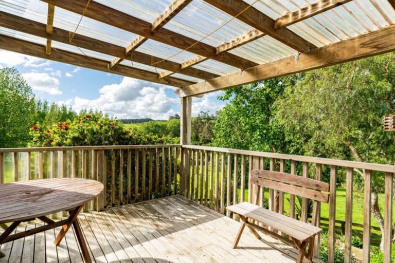 Photo of property in 39b Petley Road, Paparoa, 0571