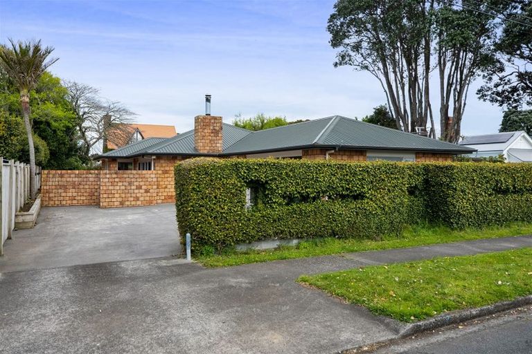 Photo of property in 7a Dives Avenue, Hawera, 4610