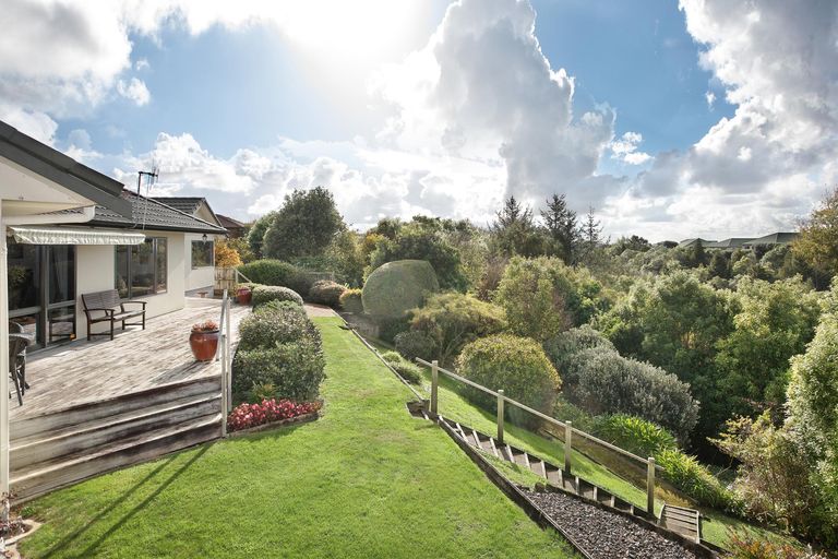 Photo of property in 149 Summerhill Drive, Fitzherbert, Palmerston North, 4410