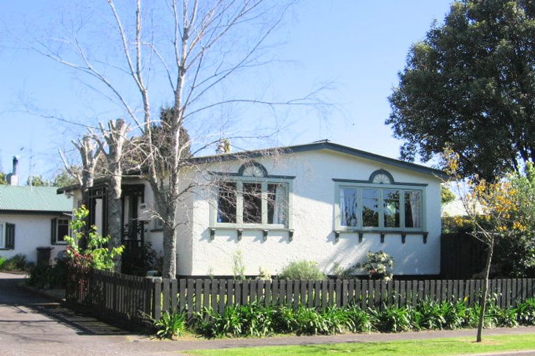 Photo of property in 11a Henderson Crescent, Parkvale, Tauranga, 3112