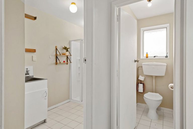 Photo of property in 3/9a Avonhead Road, Avonhead, Christchurch, 8042