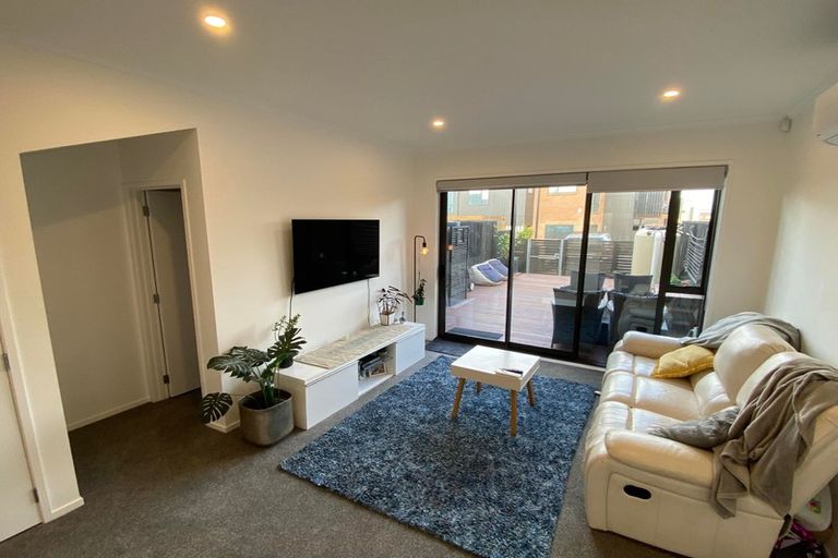 Photo of property in 74 Nugget Avenue, Hobsonville, Auckland, 0616
