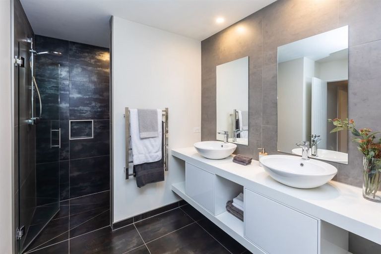 Photo of property in 60 Grayshott Avenue, Casebrook, Christchurch, 8051