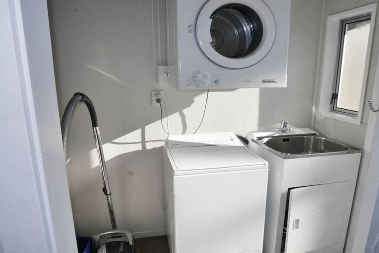 Photo of property in 1/38 Epsom Road, Sockburn, Christchurch, 8042