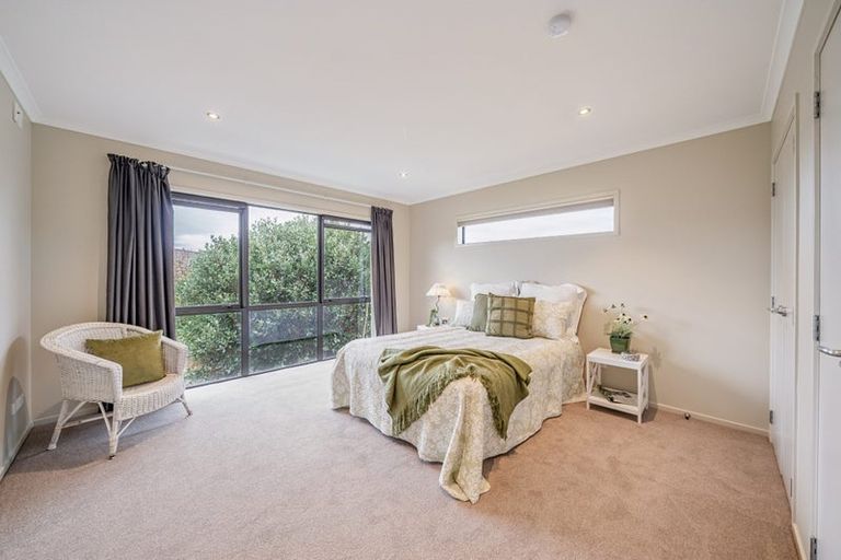 Photo of property in 115 Kirton Drive, Riverstone Terraces, Upper Hutt, 5018