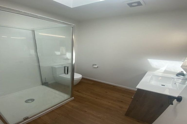 Photo of property in 40c Reeves Road, Pakuranga, Auckland, 2010