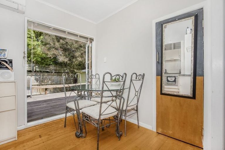 Photo of property in 1/88 Kervil Avenue, Te Atatu Peninsula, Auckland, 0610