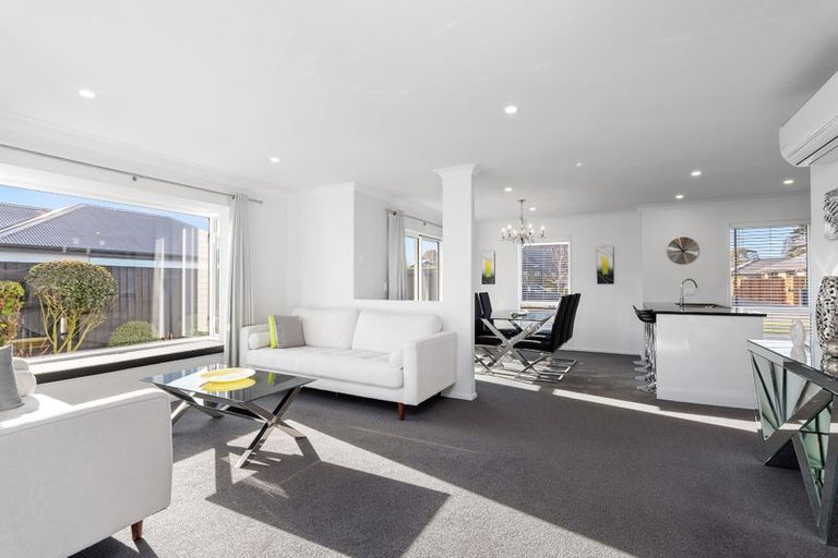 Photo of property in 9 Polish Settlers Place, Marshland, Christchurch, 8083