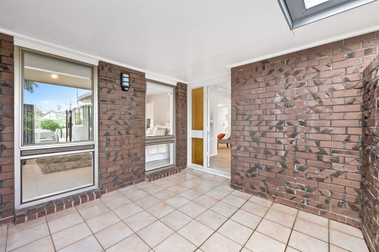 Photo of property in 8 Rapallo Place, Farm Cove, Auckland, 2012