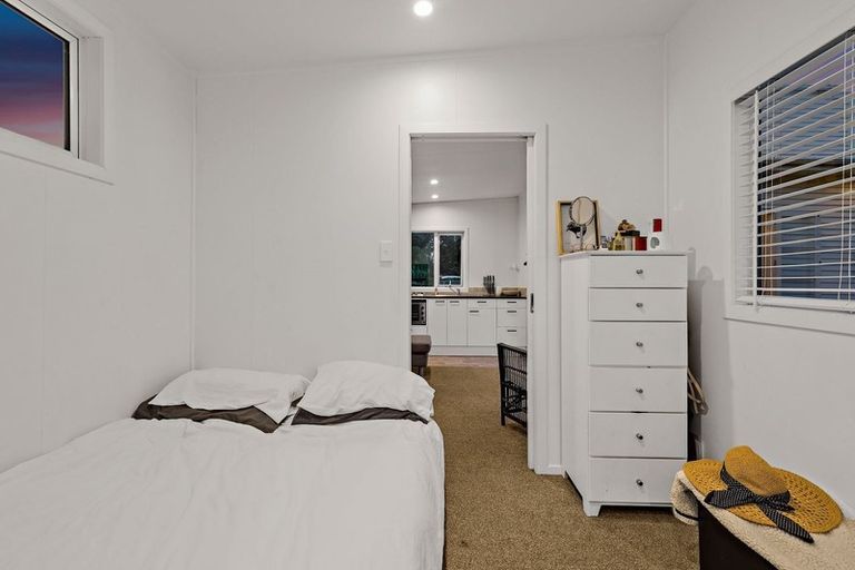 Photo of property in 5 Riverlea Road, Whenuapai, Auckland, 0618