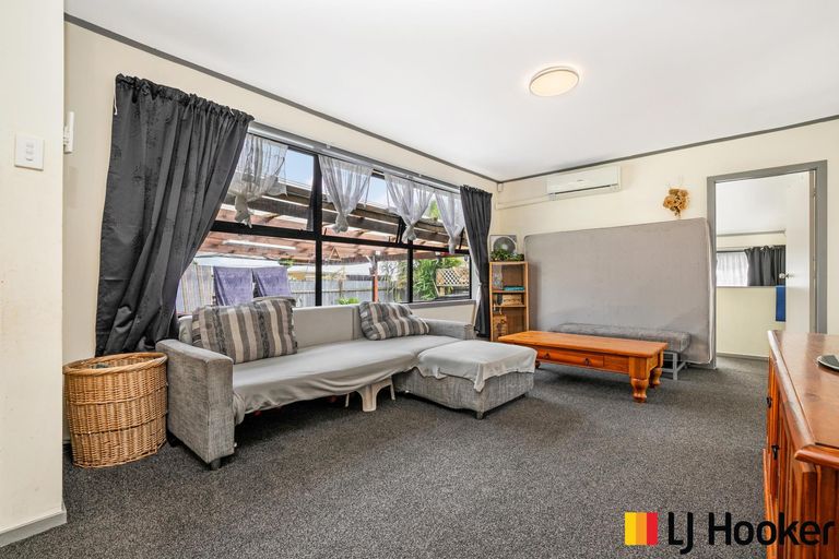 Photo of property in 18 Bettina Place, Manurewa, Auckland, 2102
