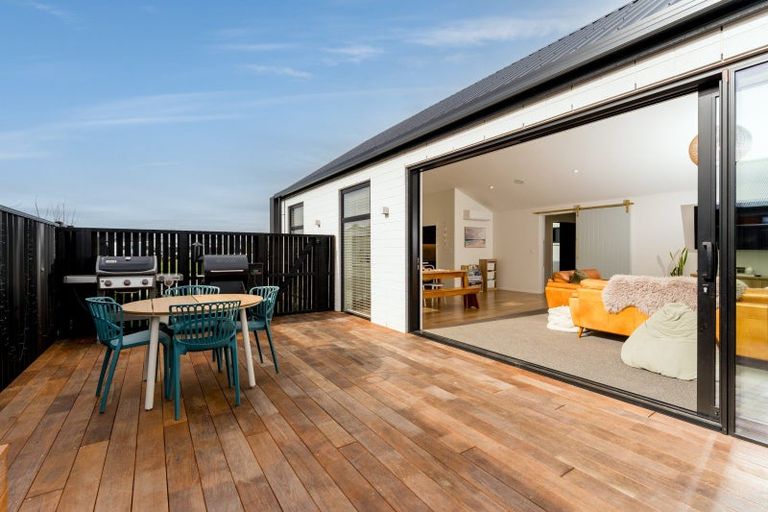 Photo of property in 15 Franks Place, Outram, 9019