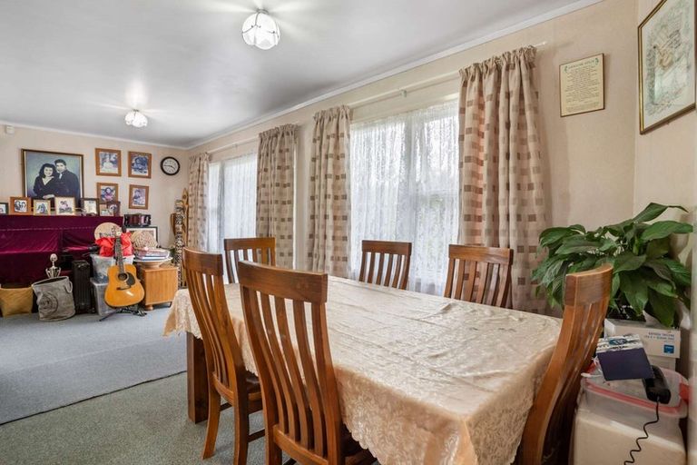 Photo of property in 72 Thompson Terrace, Manurewa, Auckland, 2102
