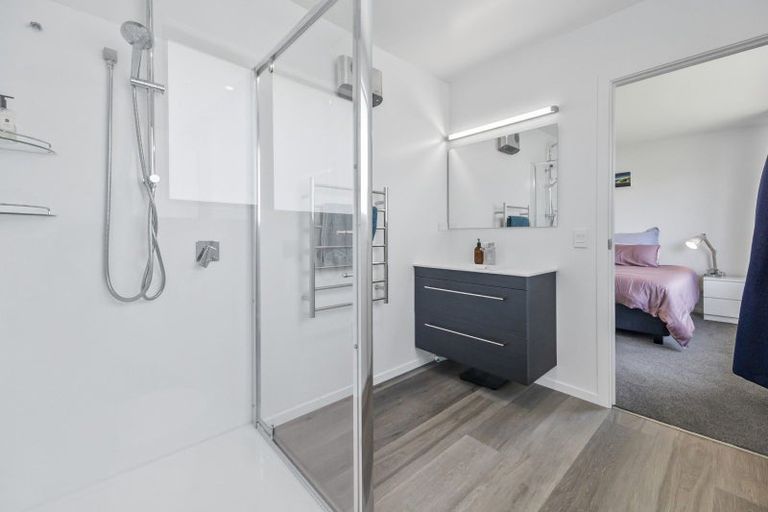 Photo of property in 8 Three Kings Court, Outram, 9019