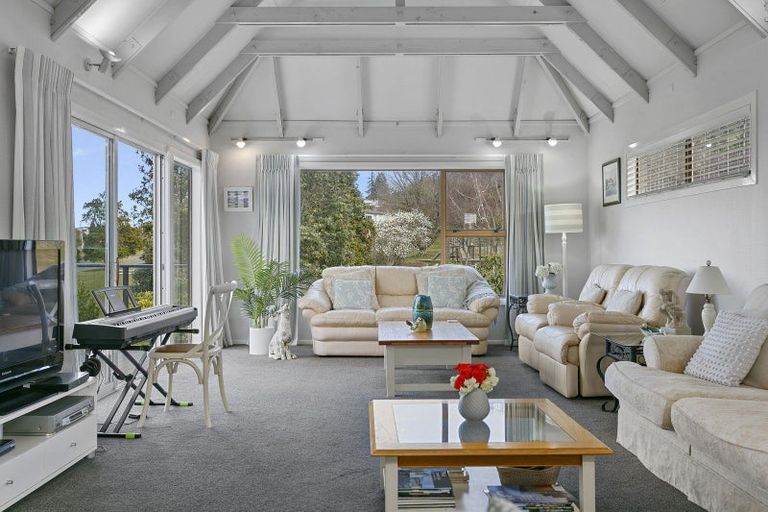 Photo of property in 744 Acacia Bay Road, Acacia Bay, Taupo, 3330