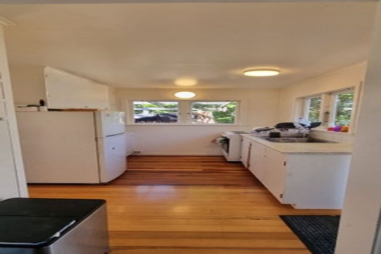 Photo of property in 2/8 Greenhill Crescent, Pakuranga, Auckland, 2010