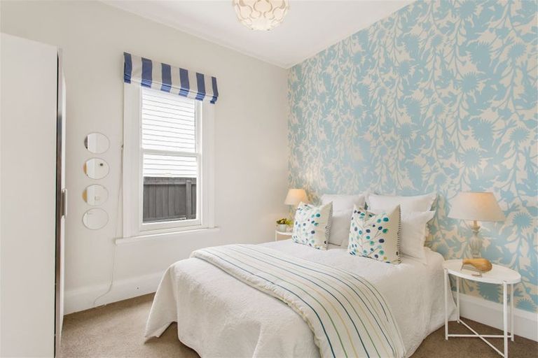 Photo of property in 216 Springfield Road, St Albans, Christchurch, 8014