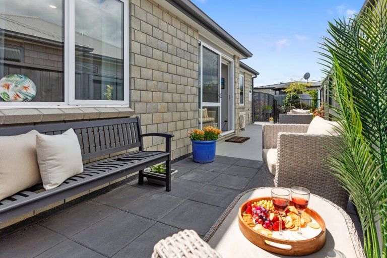 Photo of property in 14 Foley Grove, Pyes Pa, Tauranga, 3110