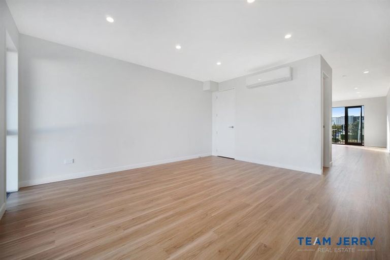 Photo of property in 173 Clark Road, Hobsonville, Auckland, 0616