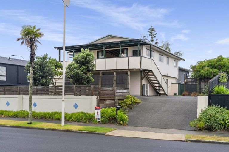 Photo of property in 3 Emerald Shores Drive, Papamoa Beach, Papamoa, 3118