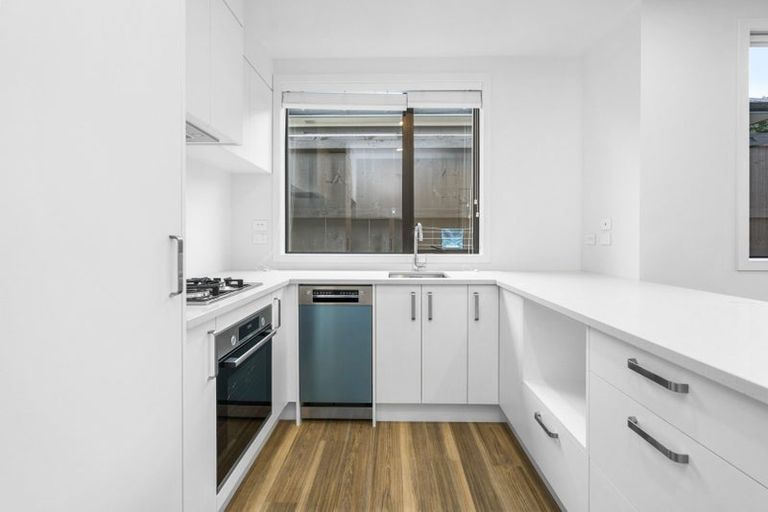 Photo of property in 2/1 Fuchsia Avenue, Pukete, Hamilton, 3200