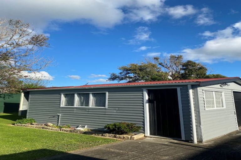 Photo of property in 95 Apollo Parade, Milson, Palmerston North, 4414
