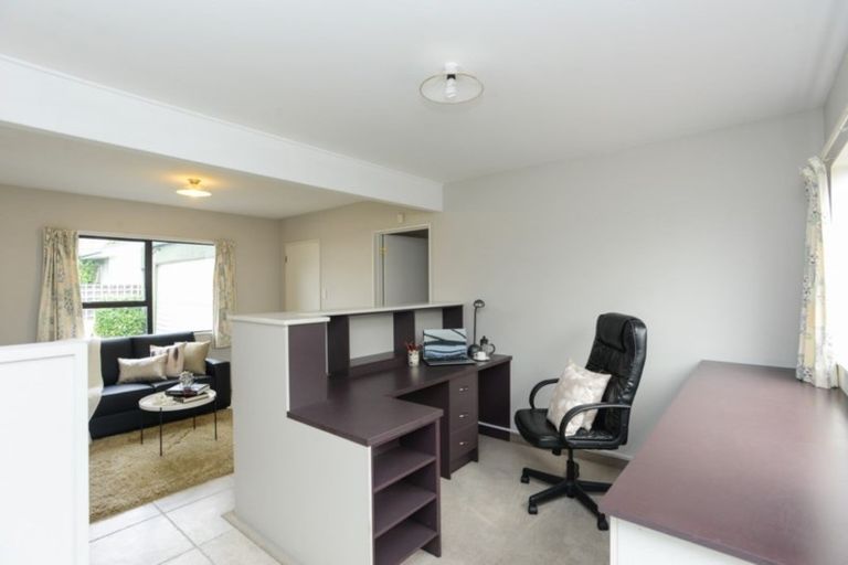 Photo of property in 8 Otatara Road, Taradale, Napier, 4112