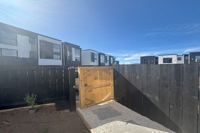 Photo of property in 1/800 Chapel Road, Northpark, Auckland, 2016