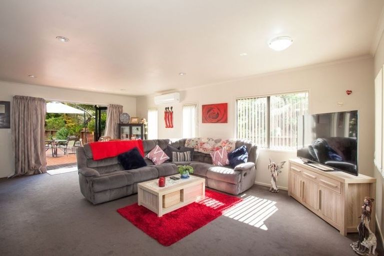 Photo of property in 9 Pandora Rise, Huntly, 3700