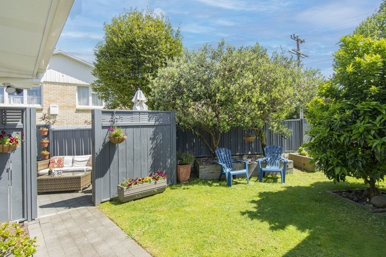 Photo of property in 2 Chevron Drive, Bellevue, Tauranga, 3110