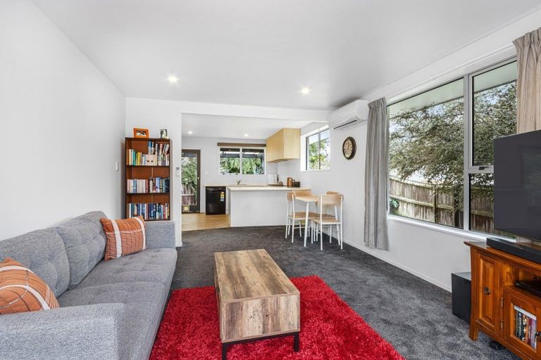 Photo of property in 2/321 Burwood Road, Burwood, Christchurch, 8083